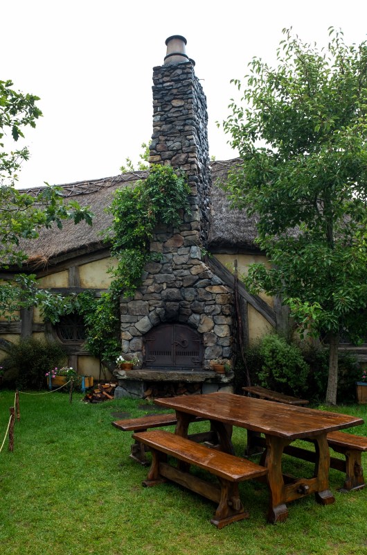 hobbiton-new-zealand-matamata