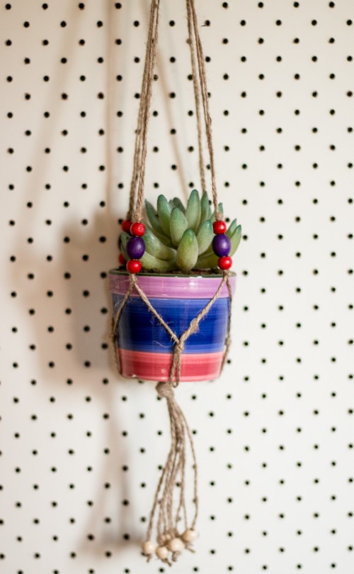 macrame-plant-hanger-succulent-bisforbear